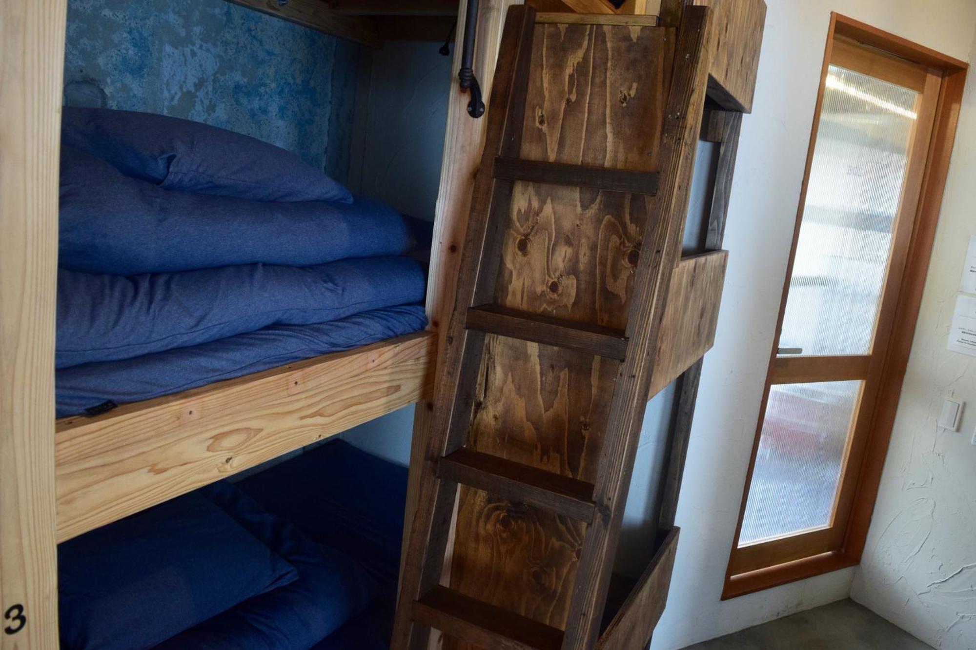 Guest House Golden Mile Hostel Амами Стая снимка