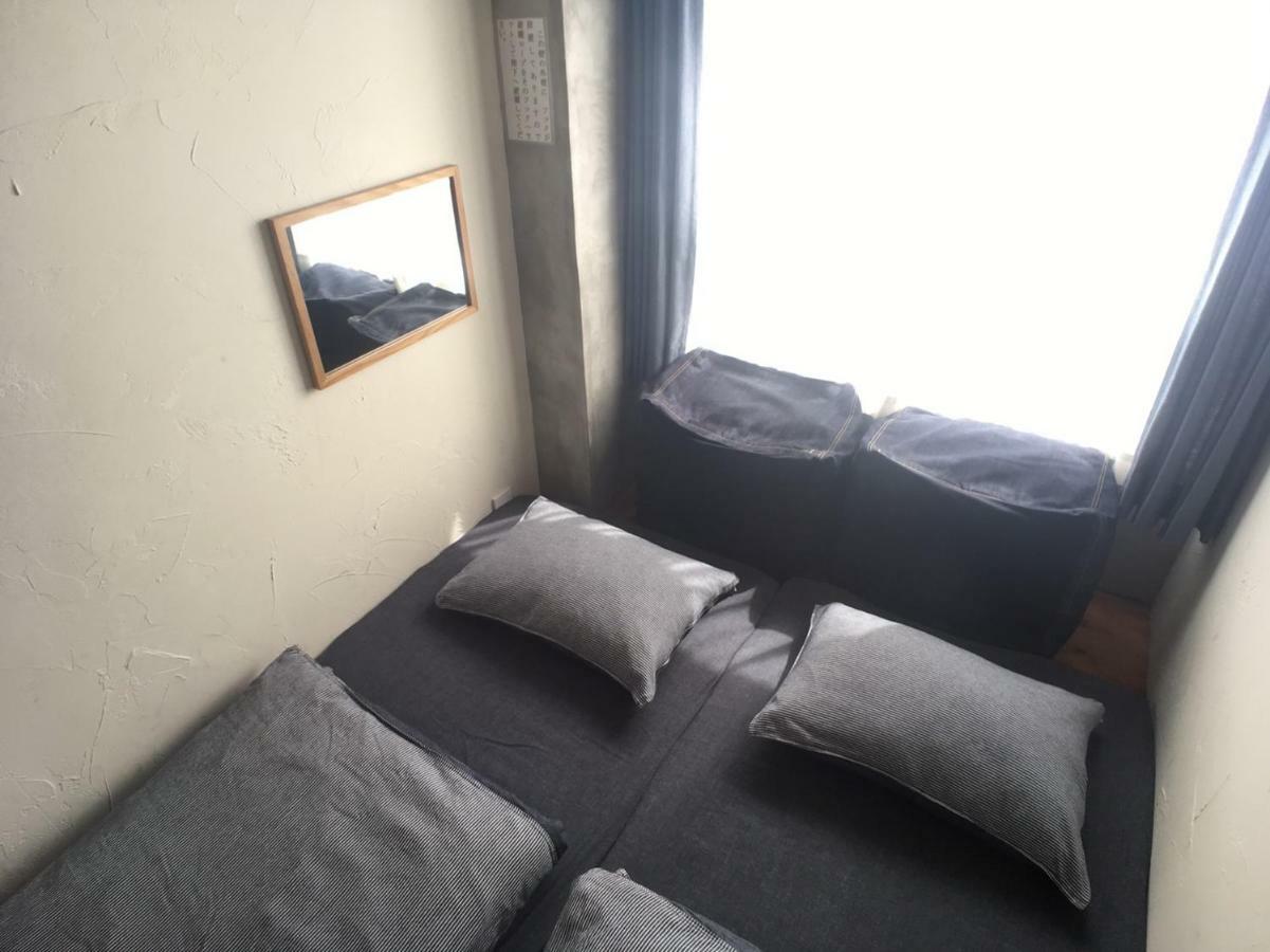 Guest House Golden Mile Hostel Амами Екстериор снимка